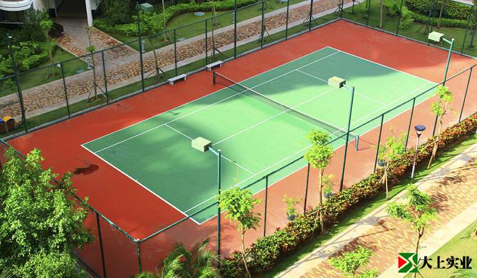 網(wǎng)球場(chǎng)建設(shè)
