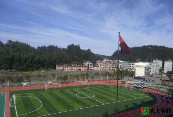 操場(chǎng)全貌