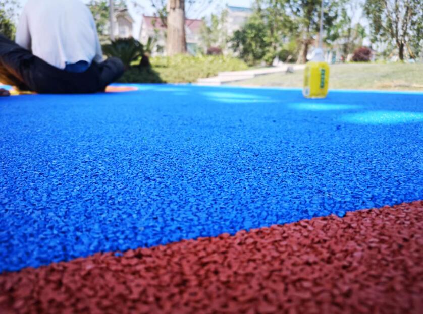 塑膠跑道報(bào)價(jià)怎么樣