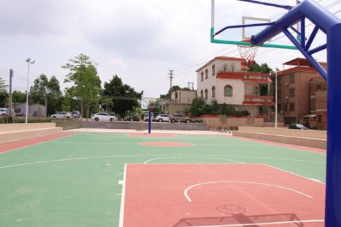 建造籃球場(chǎng)